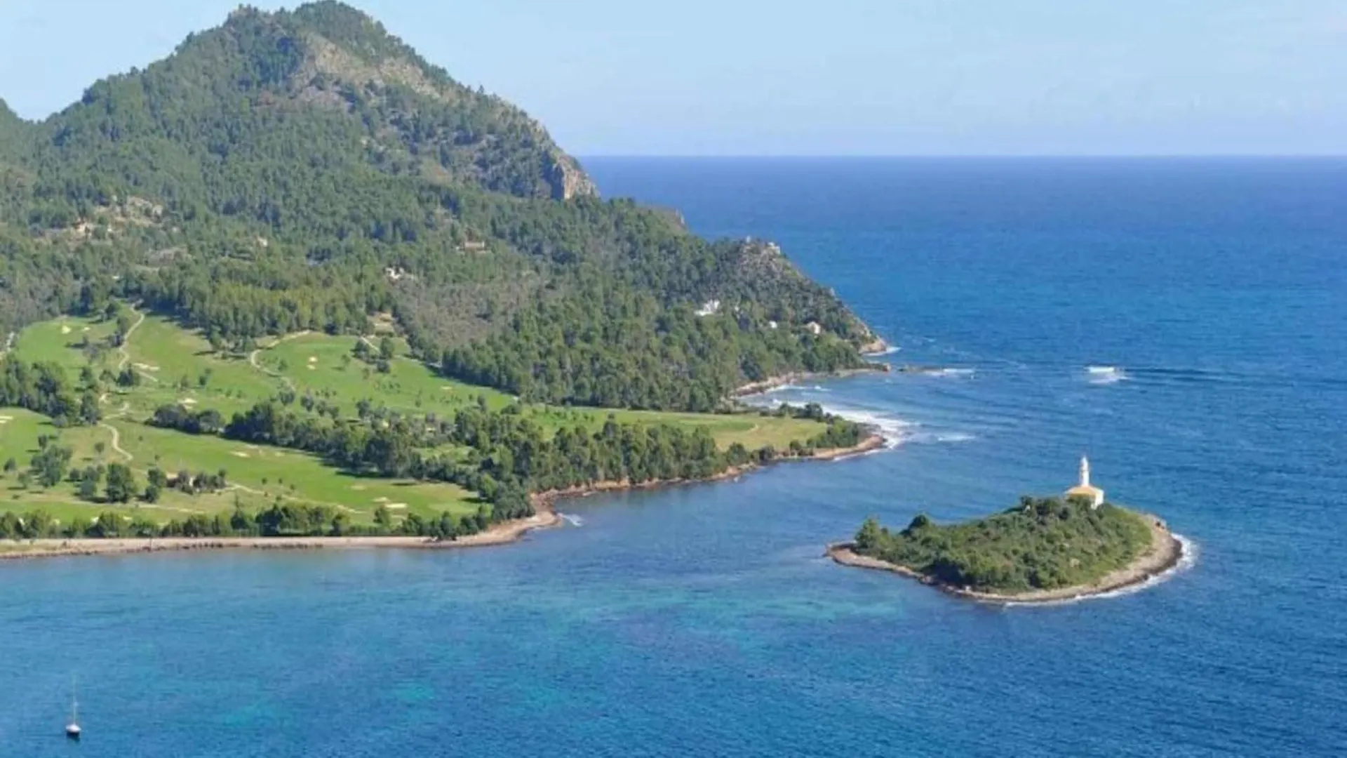 Apartment With Views Of The Bay Of Pollenca 阿尔库迪亚 西班牙